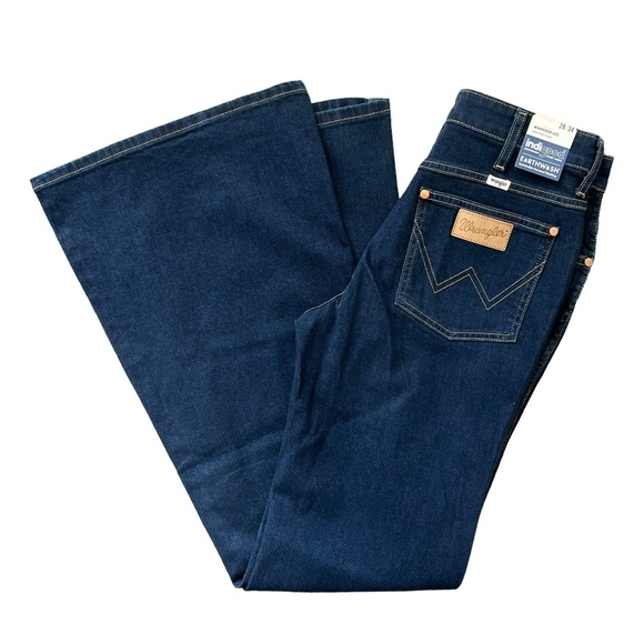 NWT Wrangler wanderer high rise flare jeans 28x34 - Picture 10 of 11